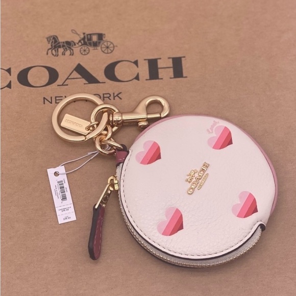COACH CIRCULAR COIN POUCH KEY/BAG CHARM WITH HEART PRINT - Picture 2 of 8